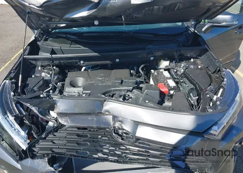 2025 Toyota Rav4 Xle Premium z USA, uszkodzony, nr VIN 2T3A1RFV5SC546558